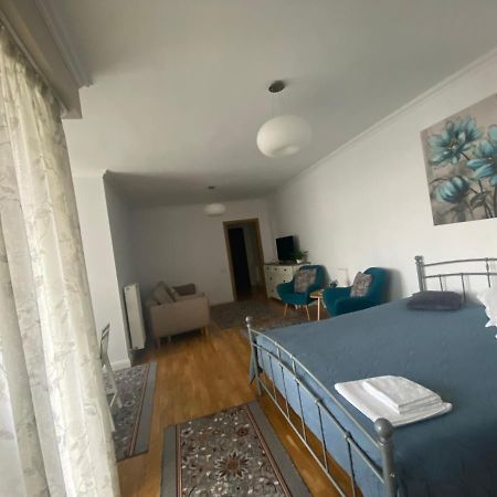 Lunafan Apartment คลูจ-นาโปกา ภายนอก รูปภาพ